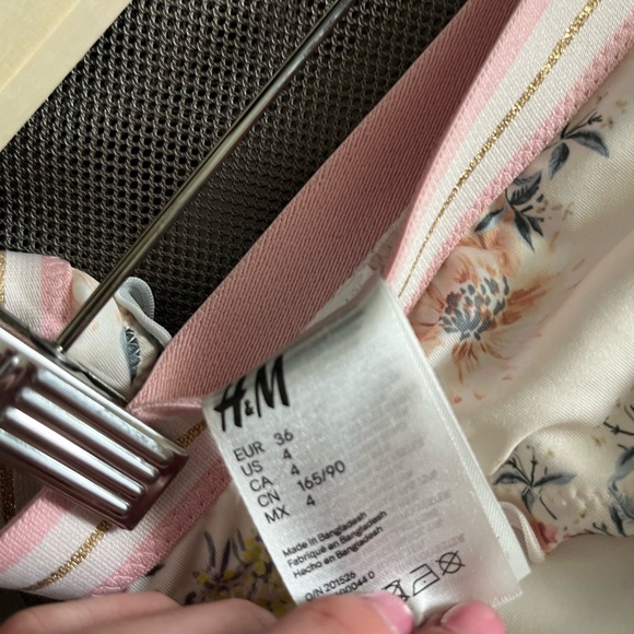 Floral bikini top and bottom - Picture 6 of 6